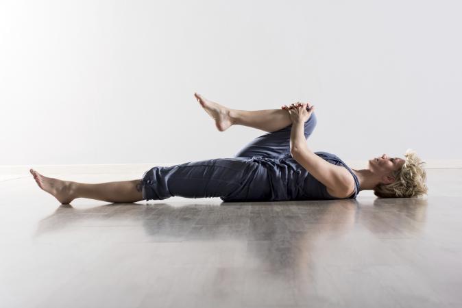 knee-to-chest