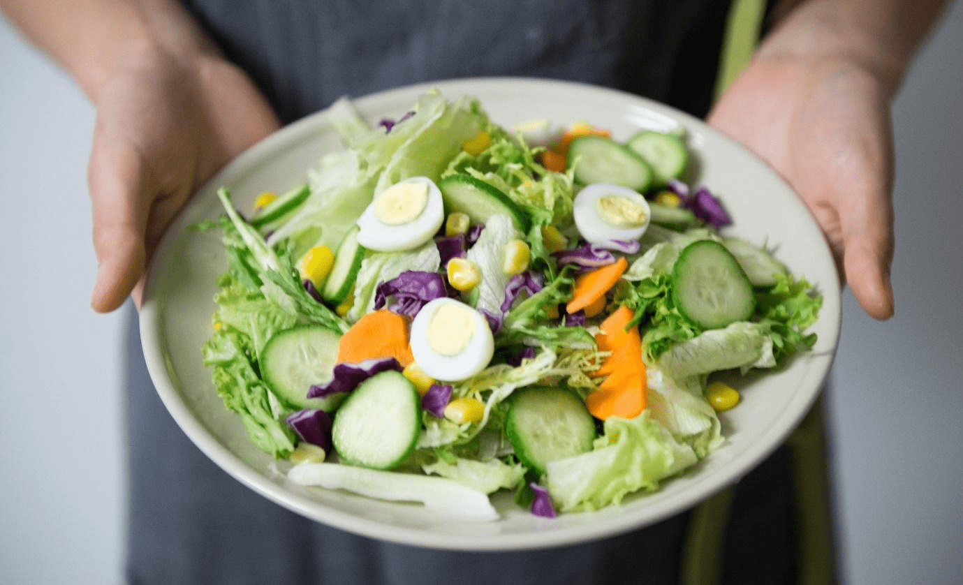 Bowl of vegetable salad